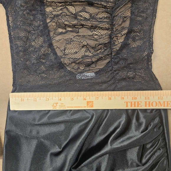 0007 ASOS DESIGN Lace Longsleeve Maxi Dress Open Back Fall Summer Size 4-6 - Picture 11 of 14